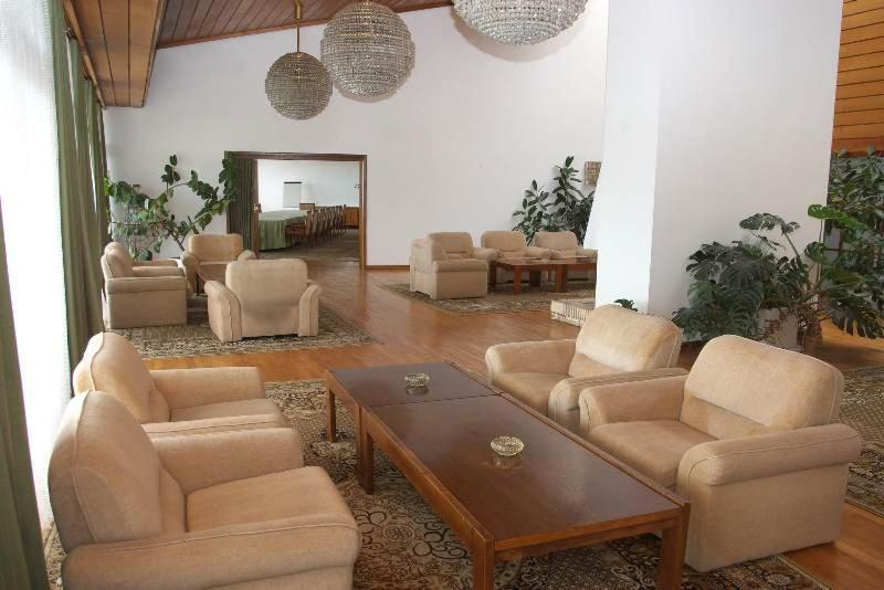 Hotel Saint Vrach Санданський Екстер'єр фото